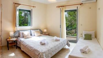 2 chambres, fer et planche à repasser, accès au Wi-Fi (inclus)