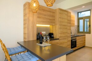 Kühlschrank, Ofen, Herdplatte, Geschirrspüler