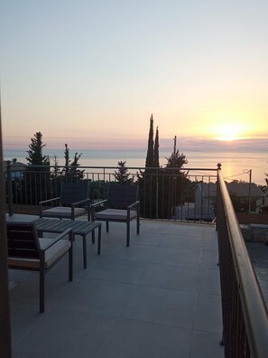 Terrace/patio - Two Bedroom Villa - Villa  3 (Agios Nikitas)