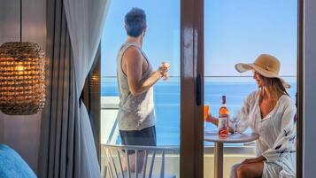 Standard Double Room, Balcony, Sea View | In-room safe, blackout drapes, free WiFi