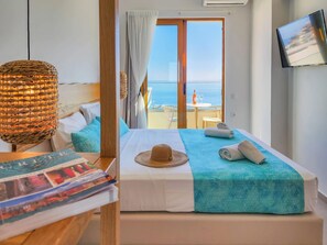 Standard Double Room, Balcony, Sea View | In-room safe, blackout drapes, free WiFi - Zoe Boutique Hotel (Mylopotamos)