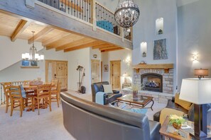 Interior - Lake Arrowhead Cabin w/ EV Charger & Views! (Lake Arrowhead)