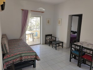 Iron/ironing board, free WiFi, bed sheets - Zinovia One-Bedroom Apartment with Balcony (Agioi Apostoloi (Crete))