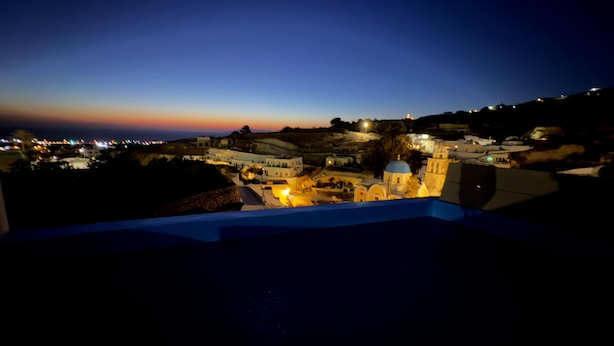 Property grounds - Deluxe Family Suite Erato (Vothonas)