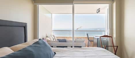 Fer et planche Ă repasser, Wi-Fi, draps fournis