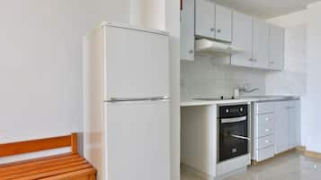 Fridge, oven, stovetop, high chair
