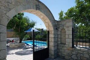 Terrace/patio - Silver Gem Villa with private pool (Gerani)