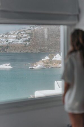 Interior - myMykonos II beachfront villa (Platis Gialos)