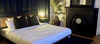 Luxe Cozy Retreat in Downtown Cincinnati