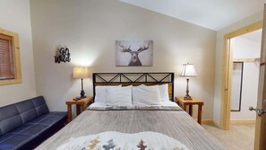 2 Schlafzimmer, Bügeleisen/Bügelbrett, WLAN, Bettwäsche