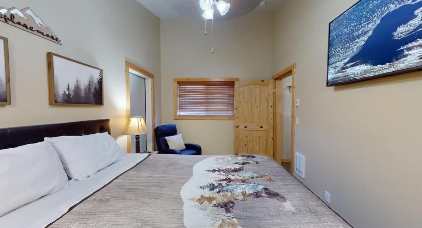 2 Schlafzimmer, Bügeleisen/Bügelbrett, WLAN, Bettwäsche