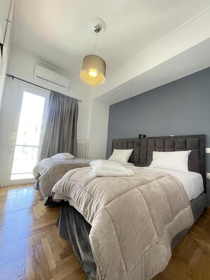 2 chambres, fer et planche à repasser, lit parapluie, Wi-Fi gratuit