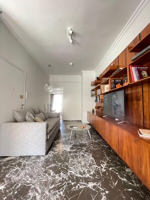TV - Plato - Acropolis Residence Apartment (Athina)