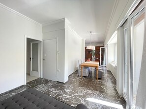 Dining - Plato - Acropolis Residence Apartment (Athina)