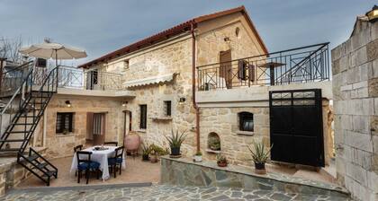 Traditional Stone House Rafael