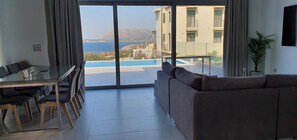 Interior - Villa Thalia - Agios Onoufrios (Kounoupidiana)