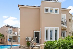 Exterior - Villa Blue Dreams in Maleme (Maleme)