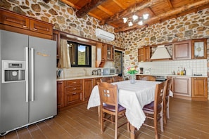 Private kitchen - Kambos Horizon Villa (Kampos)