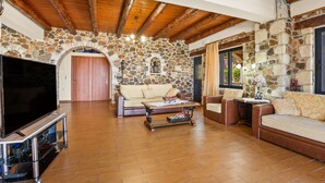 Living area - Kambos Paradise Villa (Kampos)
