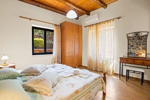 Room - Kambos Paradise Villa (Kampos)