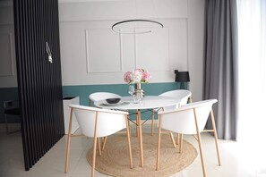 Dining - Phaedra's Studio Mountain View (Kolymvari)