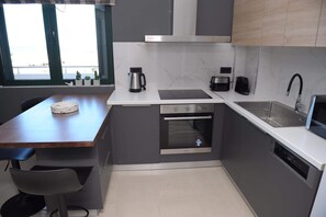 Fridge, microwave, oven, stovetop - Phaedra's Studio Sea View (Kolymvari)