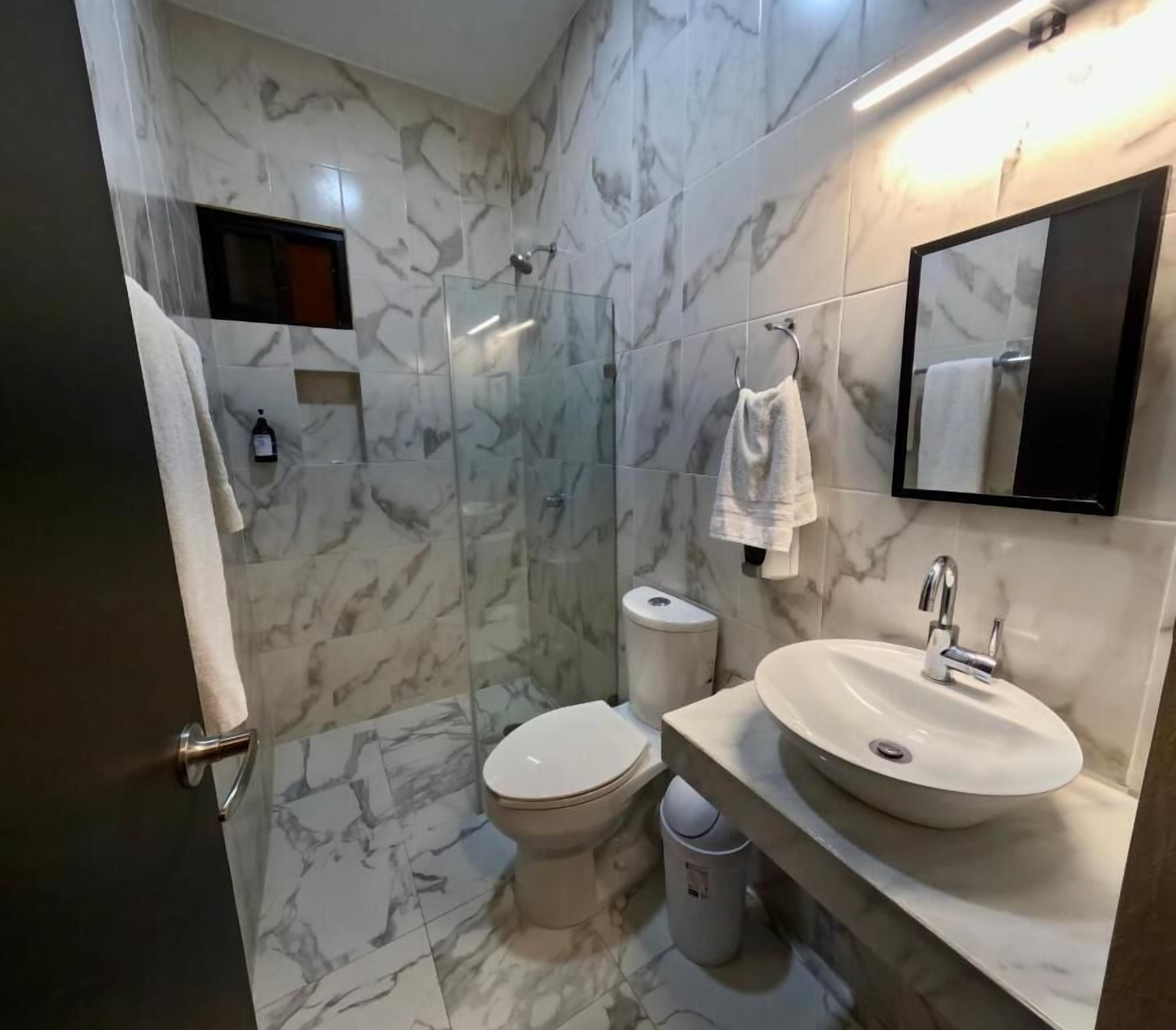 ห้องอีโคโนมีซิงเกิล | ห้องน้ำ