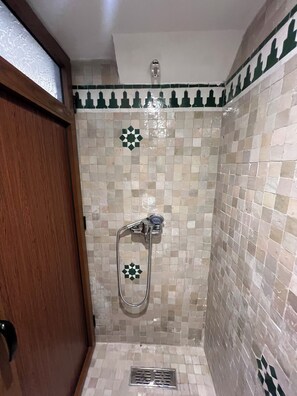 Hair dryer, towels, soap, toilet paper - Cozy studio Médina (RABAT)