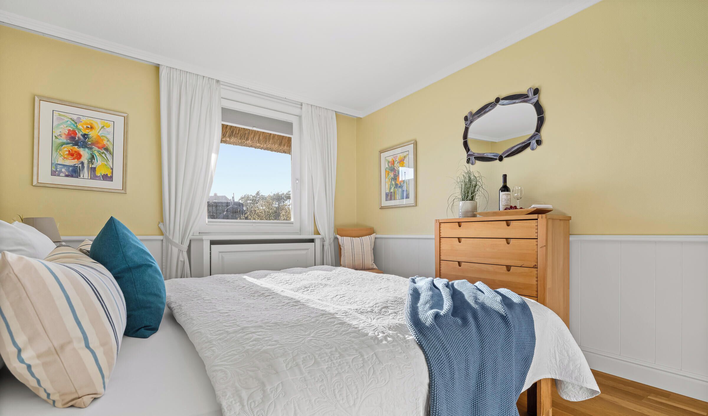 1 bedroom, iron/ironing board, travel cot, free WiFi