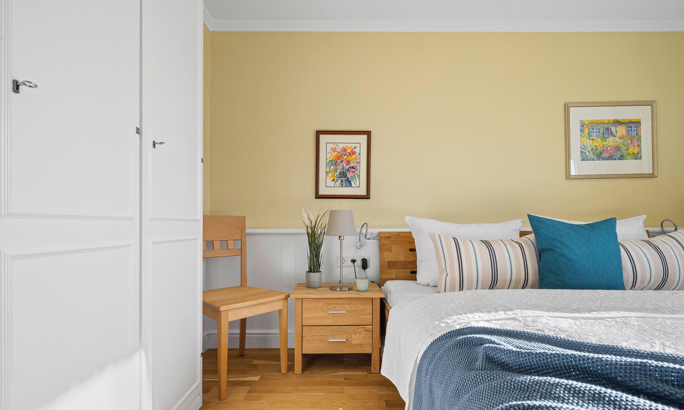 1 chambre, fer et planche à repasser, lit parapluie, Wi-Fi gratuit