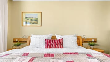 1 bedroom, iron/ironing board, travel crib, free WiFi