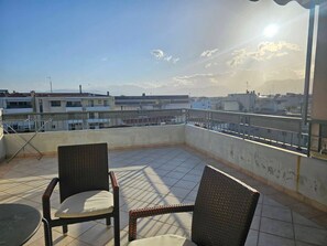 Terrace/patio - Sky Line Penthouse Apartment (Trikala)