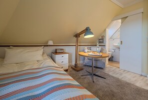 Iron/ironing board, travel crib, free WiFi - Apartment Lieselotte directly on the mudflats in Rantum on Sylt (Sylt)