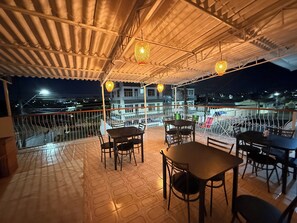 星評価なしの画像、3 / 19、ボタン