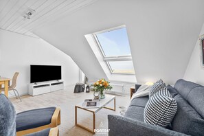 TV, DVD player, stereo