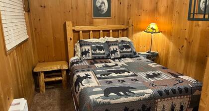 Power Lane Landing | Hot Tub | Near Yellowstone