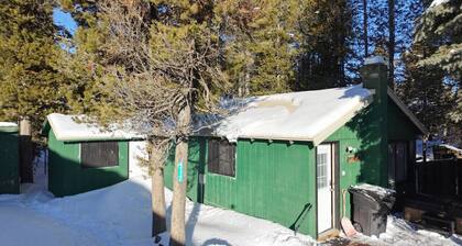 Moose`s Caboose | Hot Tub | Near Yellowstone