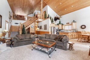 TV, fireplace, ping pong, video library - Paradise in the Pines | Hot Tub | 35 miles to YNP (Island Park)