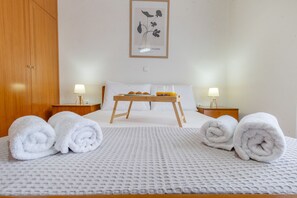 2 bedrooms, iron/ironing board, travel cot, free WiFi - Mike's House in Kremasti near the Beach Rhodes (Kremasti)