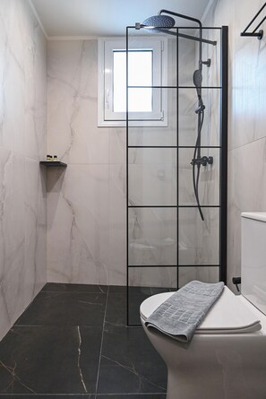 Shower, hair dryer, towels - Calliope's Wisdom Luxury Apt-Center of Rhodes (Rodos)