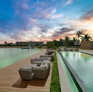 Outdoor pool - Stunning Luxury Villa - Privat Pool - 12 Guest (Punta Cana)