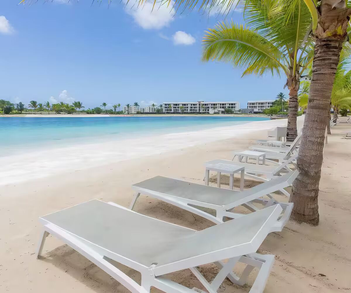 Sun loungers, beach towels