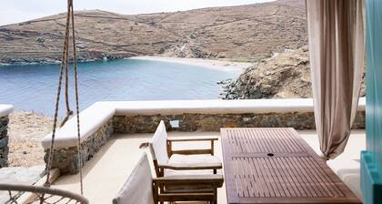 KYON Beach Suite-E 2min by the sea Skilos, Kythnos