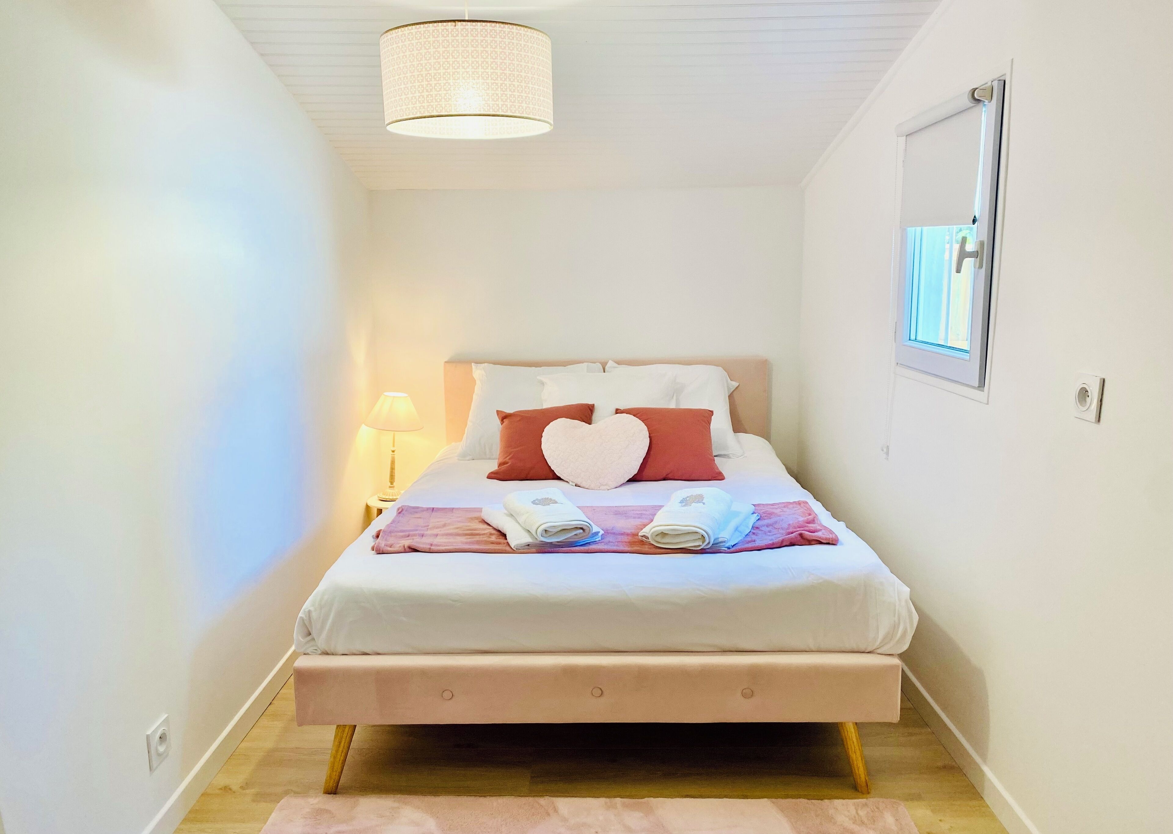 Fer et planche à repasser, Wi-Fi, draps fournis