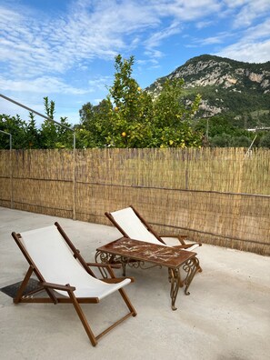 Terrace/patio - Kamena Home Apartment in Kamena Vourla (Kamena Vourla)