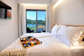 3 habitaciones, tabla de planchar con plancha y wifi gratis 