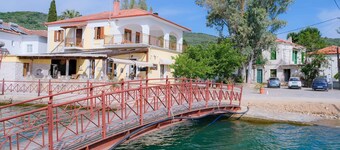 John's House - Chorto Pelion