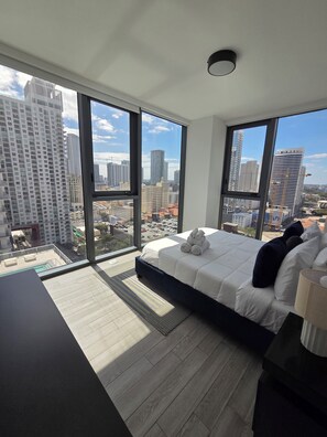 Unclassified image, 2 of 42, button - Miami-Brickell Skyline HighRise 2BR-2BATH-KASEYA-HEAT ARENA-BAYSIDE-CRUISE SHIPS (Miami)