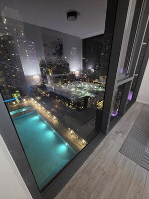 Unclassified image, 3 of 42, button - Miami-Brickell Skyline HighRise 2BR-2BATH-KASEYA-HEAT ARENA-BAYSIDE-CRUISE SHIPS (Miami)