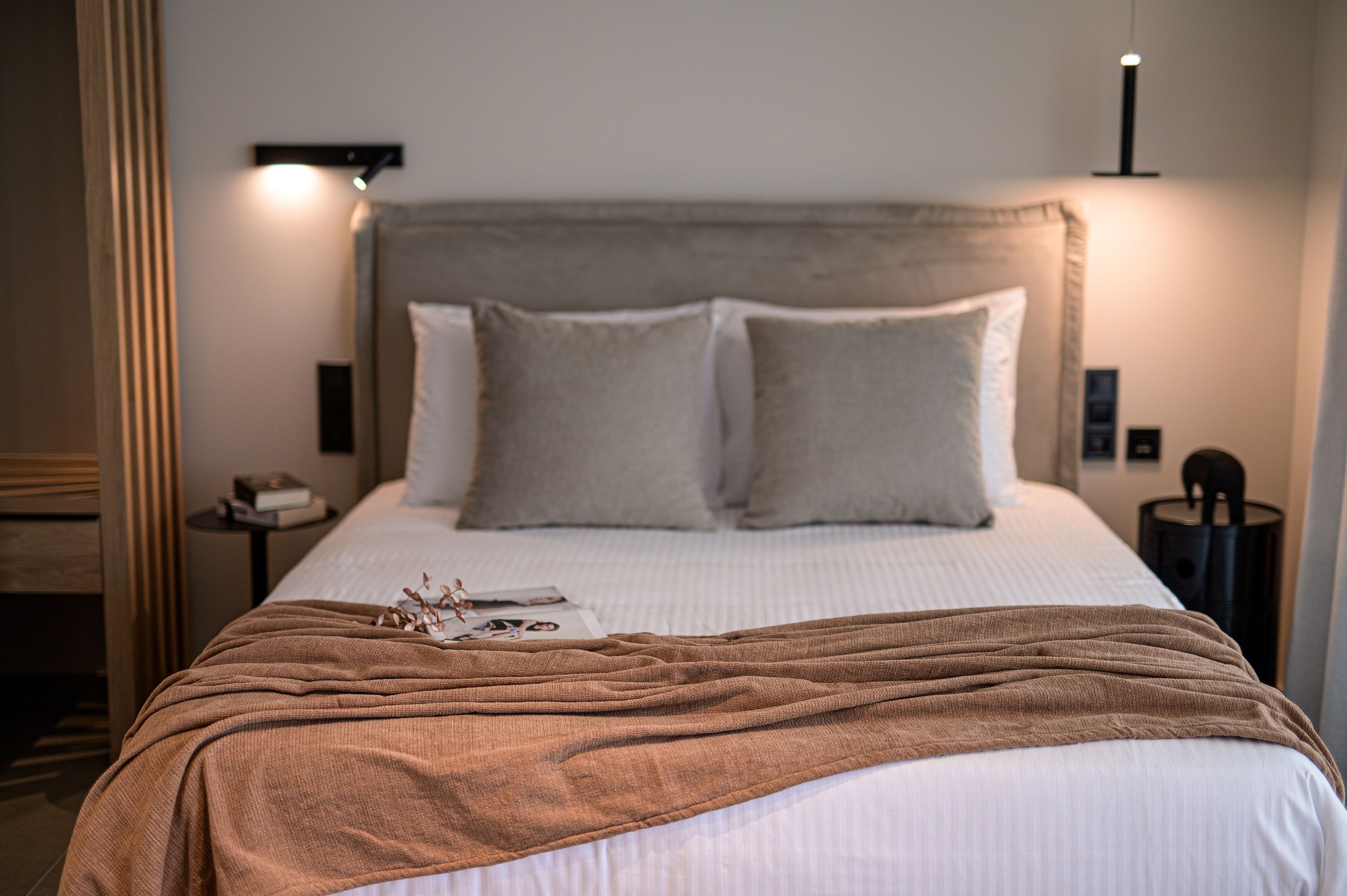 1 Schlafzimmer, Schreibtisch, Bügeleisen/Bügelbrett, Reisekinderbett
